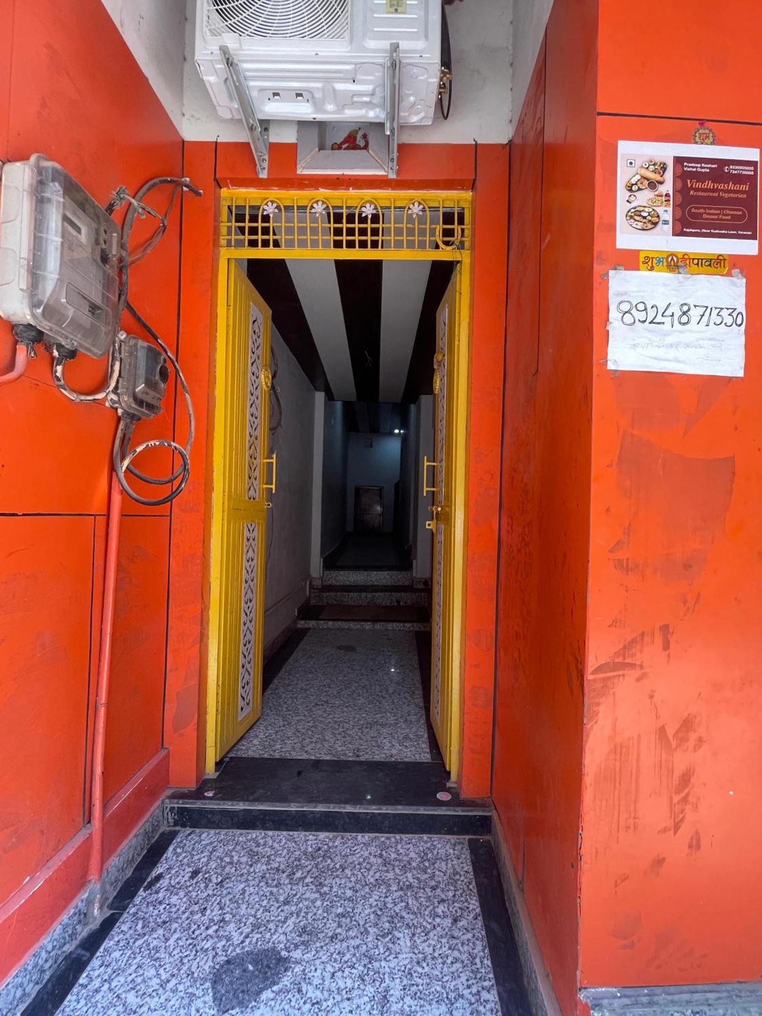 Kailash Inn Guest House Váránaszi Kültér fotó